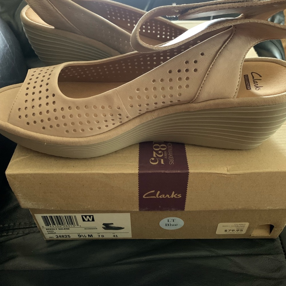 Clarks Sandals, Velcro on ankle